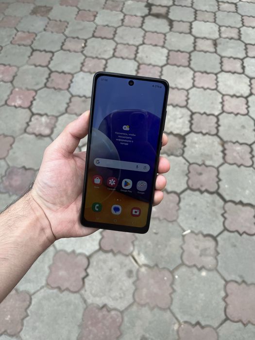 Продам телефон Samsung A72 128Gb