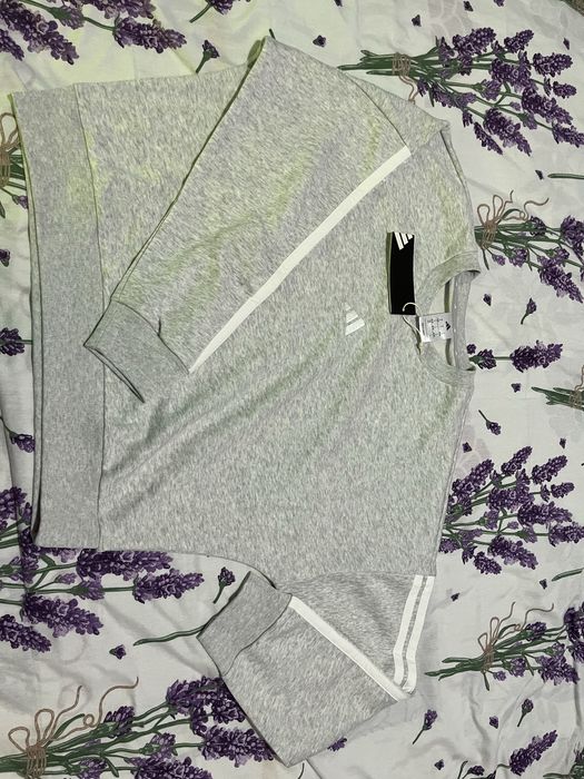 Долница и суичър , нови с етикети