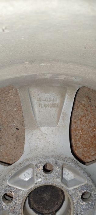 Продам колеса от Рено Дастер.