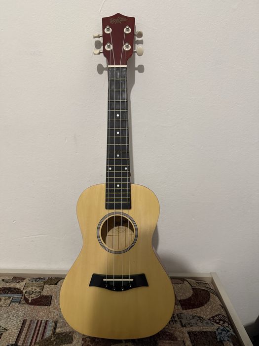 Продам укулеле RockStar
