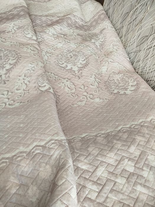 Одеяла турецкие, пледы, покрывала