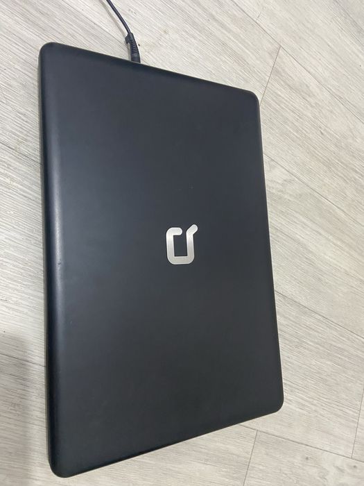 Продам ноутбук compaq 610