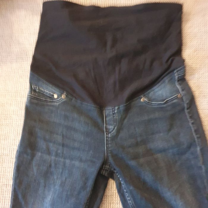 Pantaloni de gravide