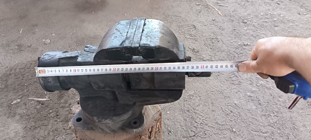 Тиски советские.