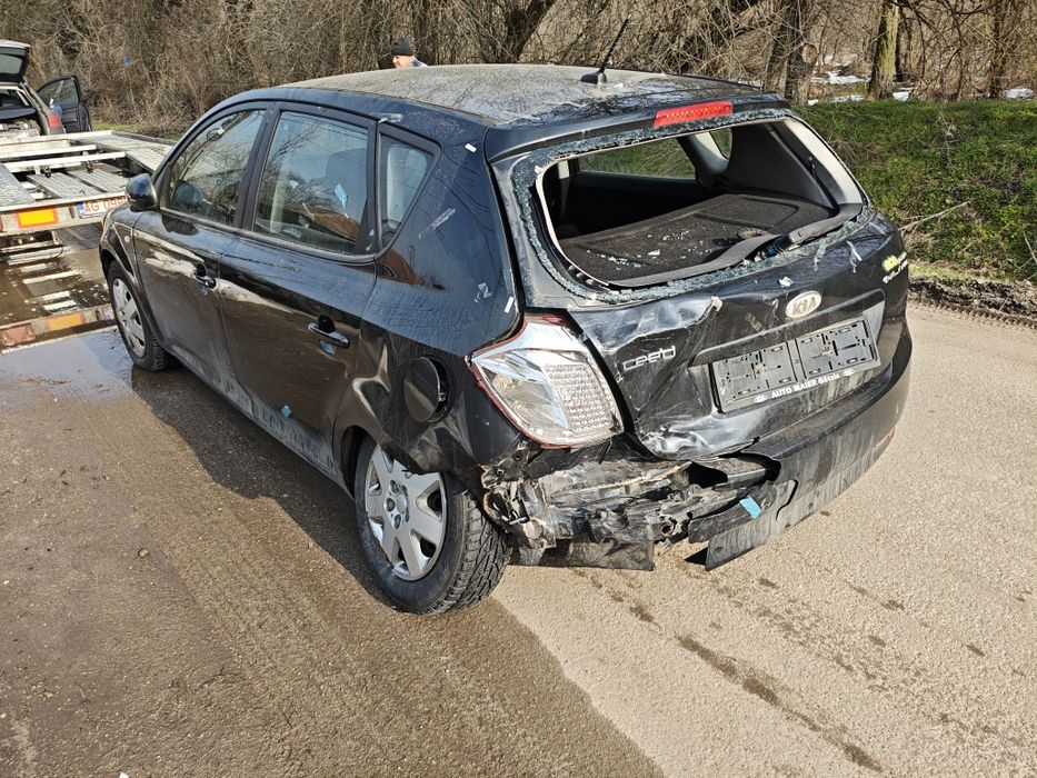 Kia Ceed  FaceLift  Avariată