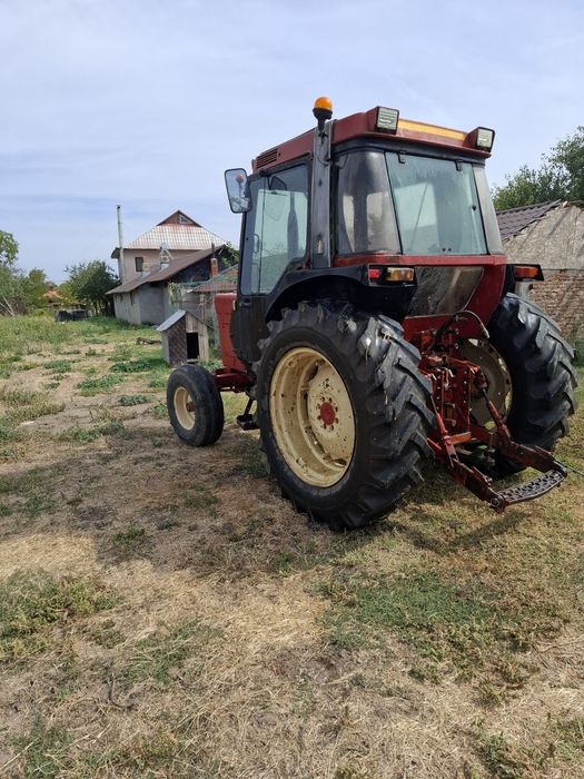 International case 685xl