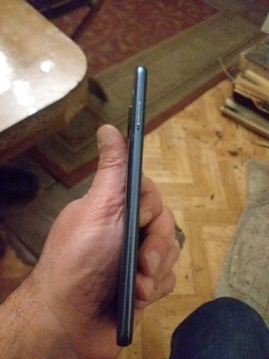 Продам смартфон Ксиоми  Редми  Note 9  Pro .  Возможна  доставка !