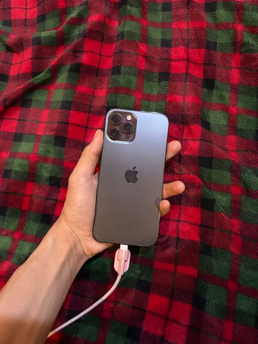 Айфон 12 про макс 256 ггб 81 акб