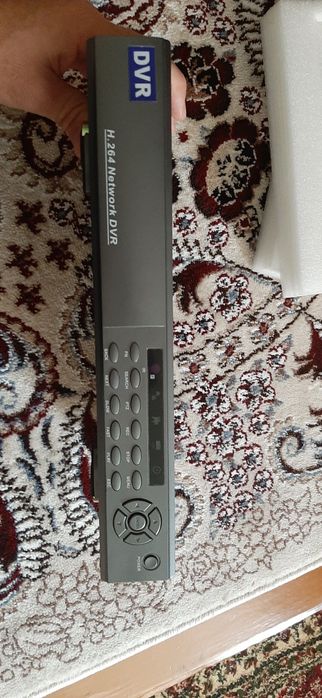 DVR va kamera sotiladi
