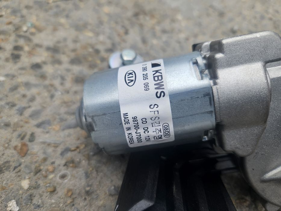 Моторче задна чистачка за Kia Ceed 2024г