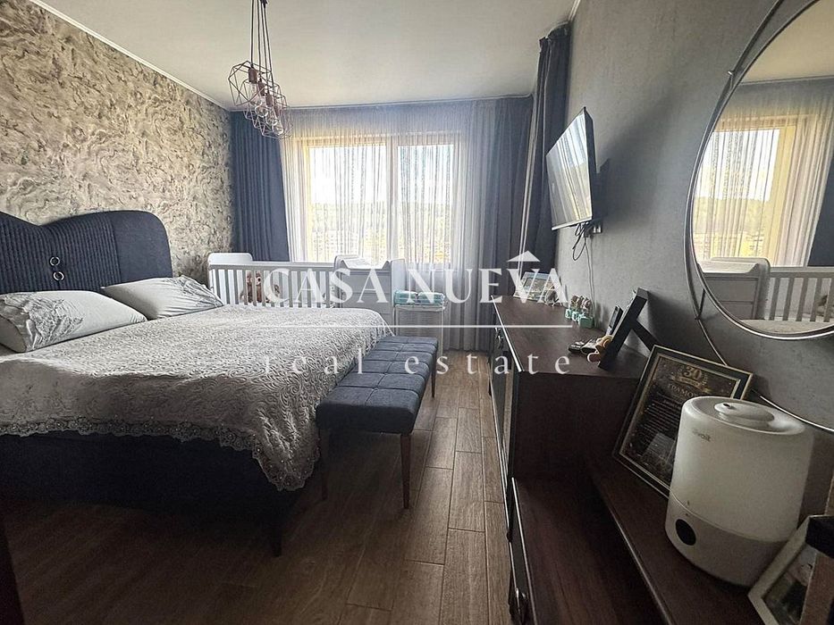 Двустаен апартамент в гр.Перник, кв.Изток