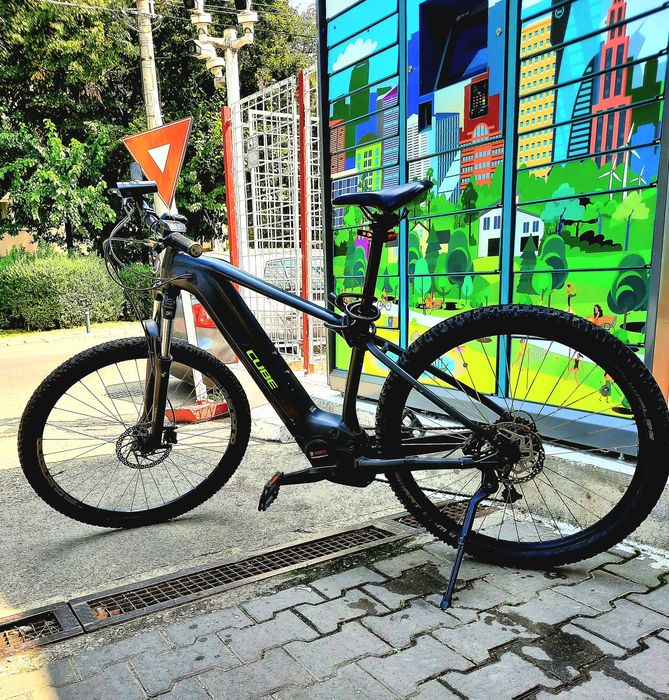 Bicicleta Cube Reaction Pro Hybrid 29