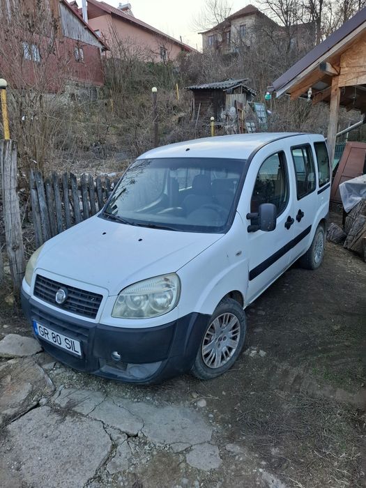 Vând Fiat Doblo 1.4 benzină, 77 CP, Euro 4, pentru reparat/dezmembrări ITP valabil.