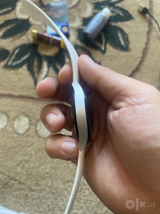Samsung watch 5 16gb