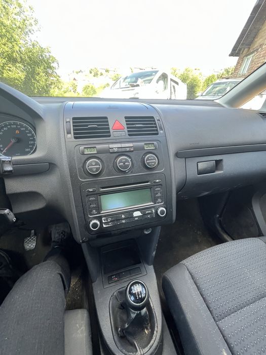 VOLKSWAGEN Touran 2006 — imagine 2