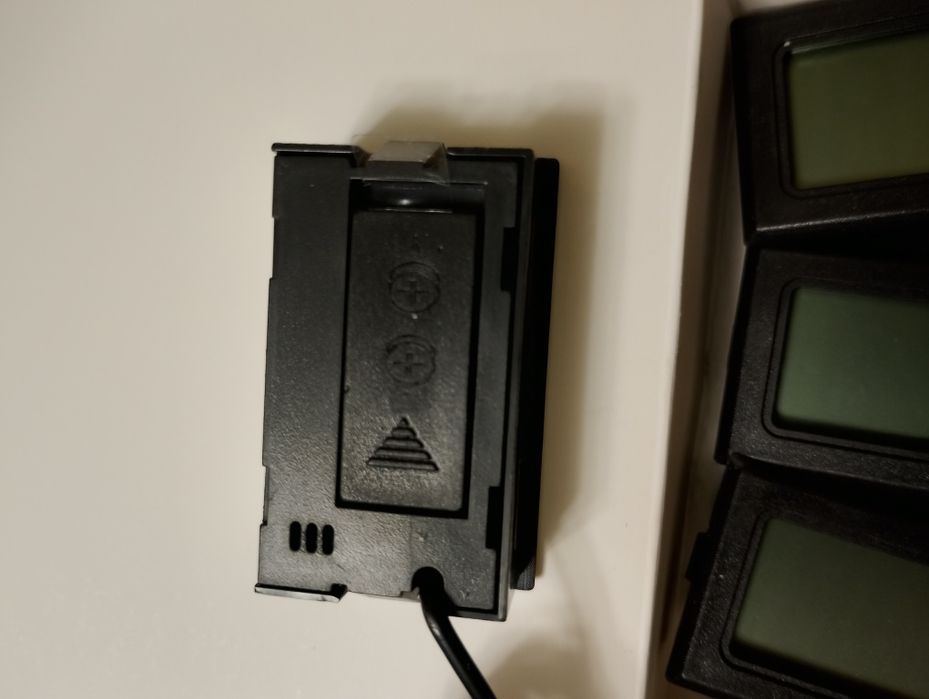 Електронен термометър за аквариум