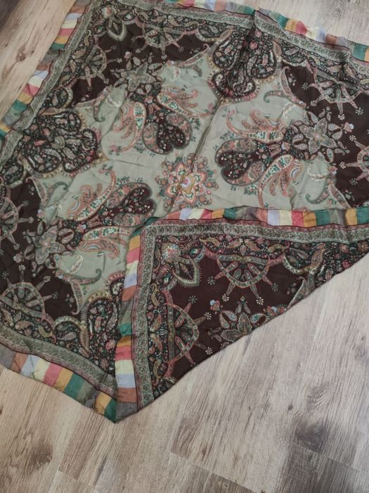 Eșarfă din mătase