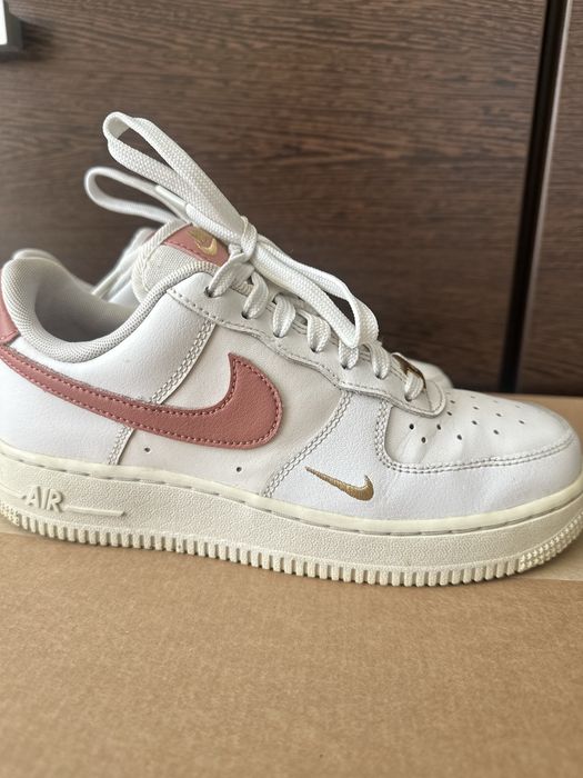 Air Force 1,  36.5