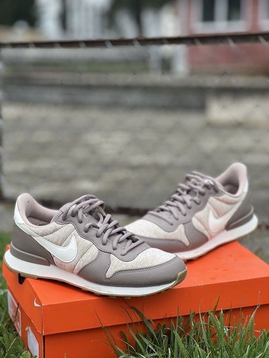 Nike Internationalist 41/26см