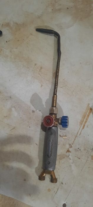 Продам. Почти новые