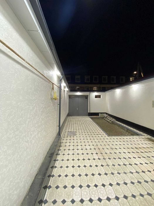 Срочно продается 1,4-сотик 5-х комн участка в Сергели  строител