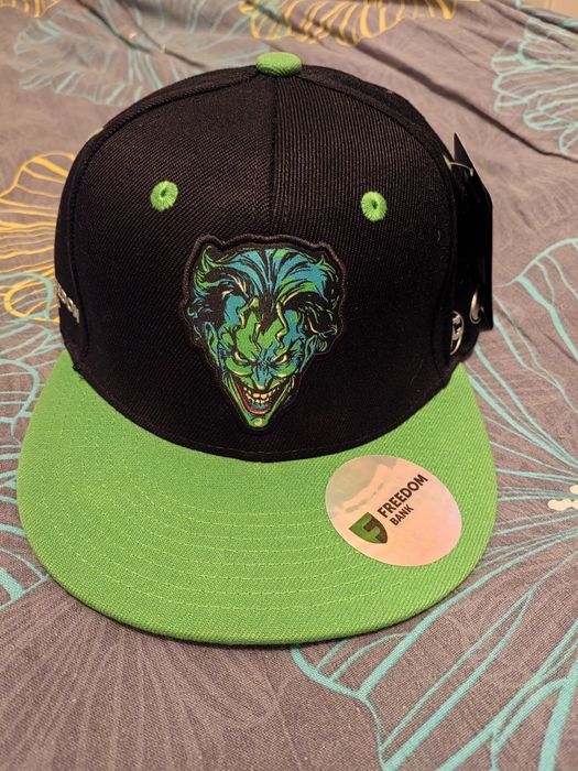 Мужская кепка джокер