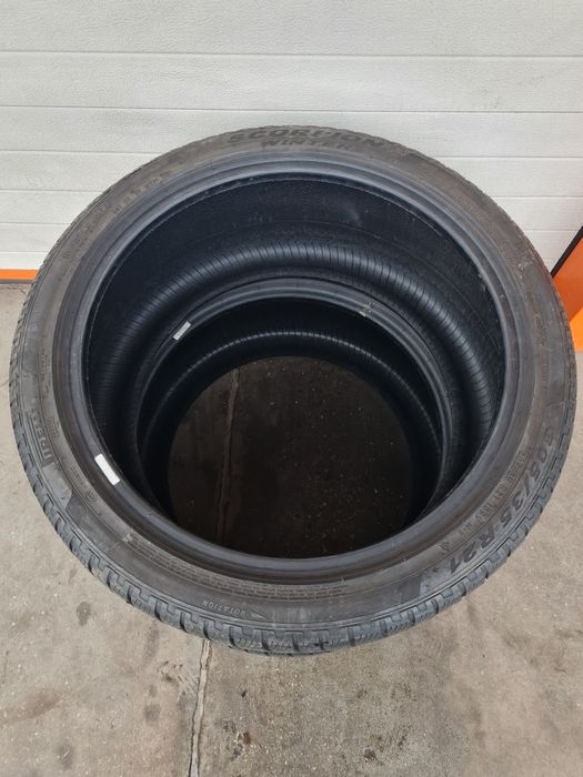 Зкмни гуми 2 броя PIRELLI Scorpion 305 35 R21 дот 3121