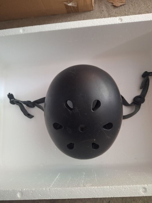 Каска "Oxelo",използвана