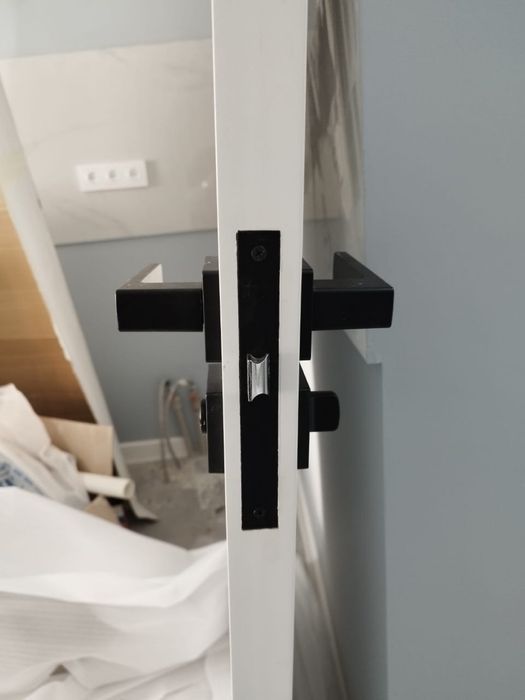 Установка межкомнатные двери