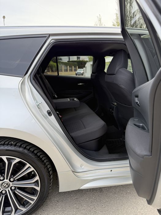 Toyota Corolla Break  2,0 Hybrid 184 CP Team Deutschland 2022 Luna 06