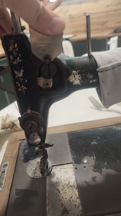 Швейная машина ручная