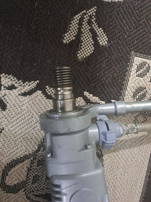 Masina de carotat Carat si aspirator Bosch