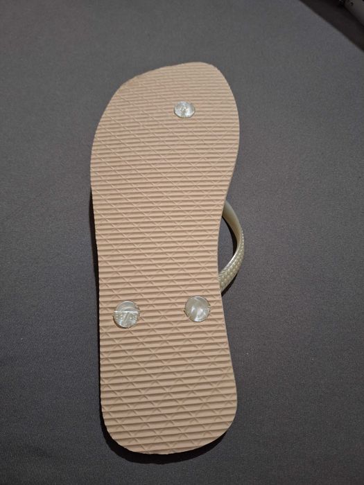 Дамски джапанки 38/39 размер и горнище на бански М р-р
