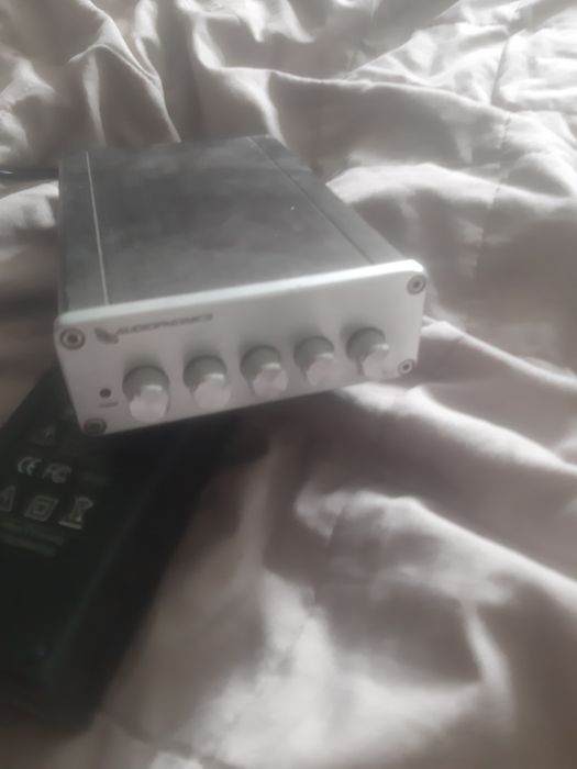 Mini amplificator  functional