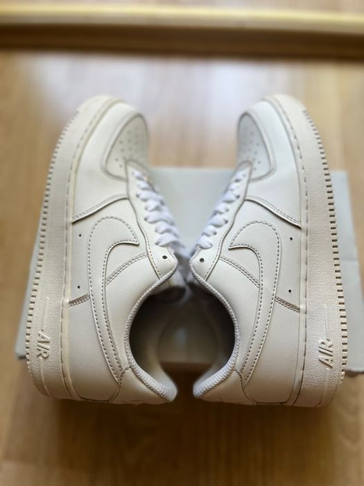 Nike AIR FORCE 1 pe Alb