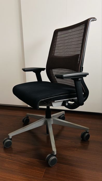 Scaun ergonomic birou Steelcase Think