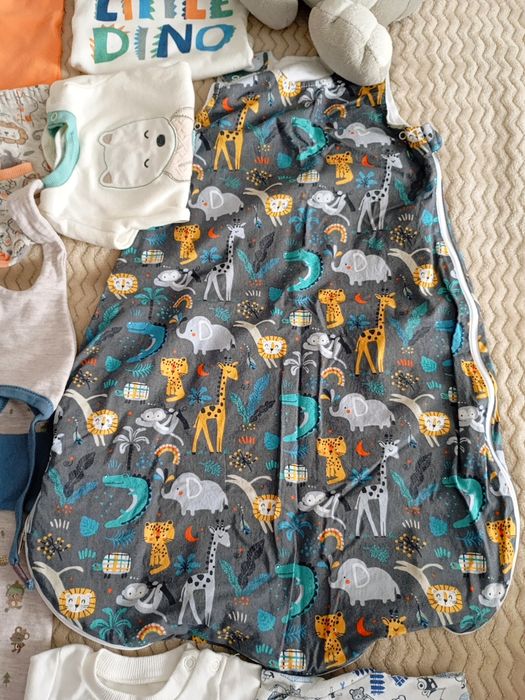 Нови дрехи, чувал ,  +играчка ..