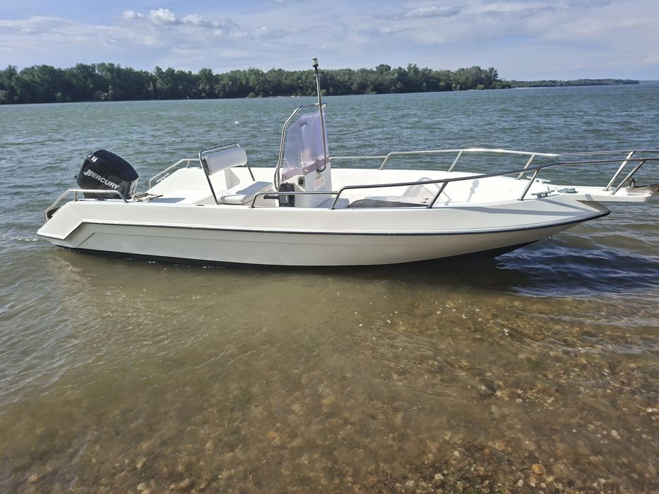 Barca Salpa GS625 Open cu motor Mercury Marine 60 cp 4 timpi EFI