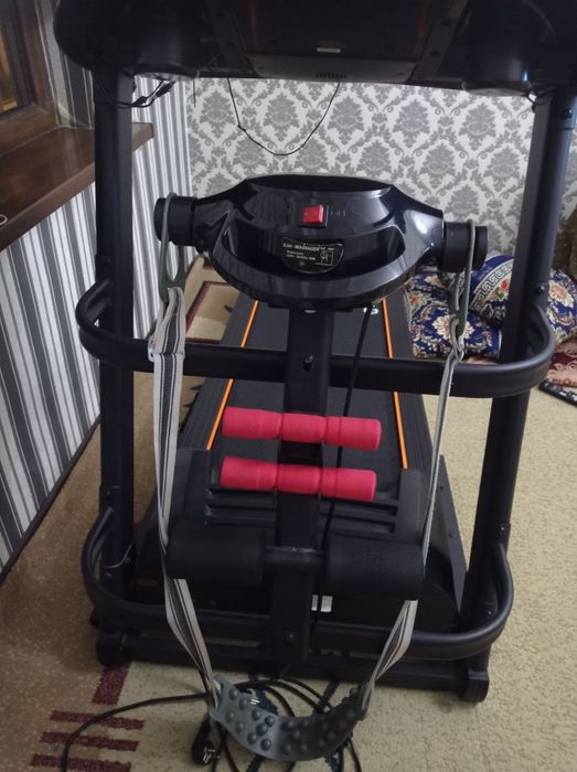 2 ta gantel bor music teldan ulasa bolad masaji bor