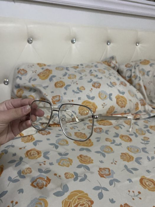 Металлическая оправа / очки