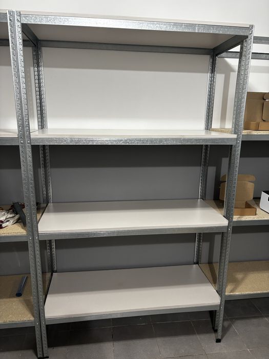 Стеллажи различный видов от производителя / полки