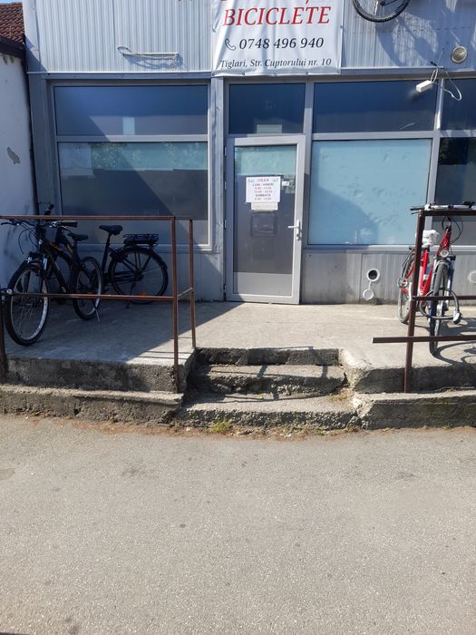 Atelier reparații biciclete