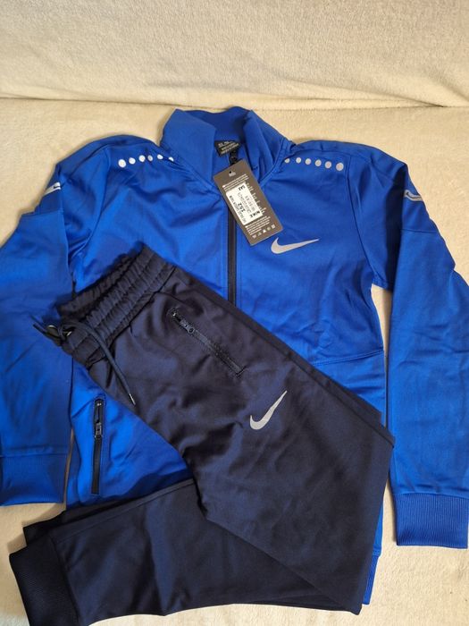 Анцуг детски  128,140,152,  164,176 см