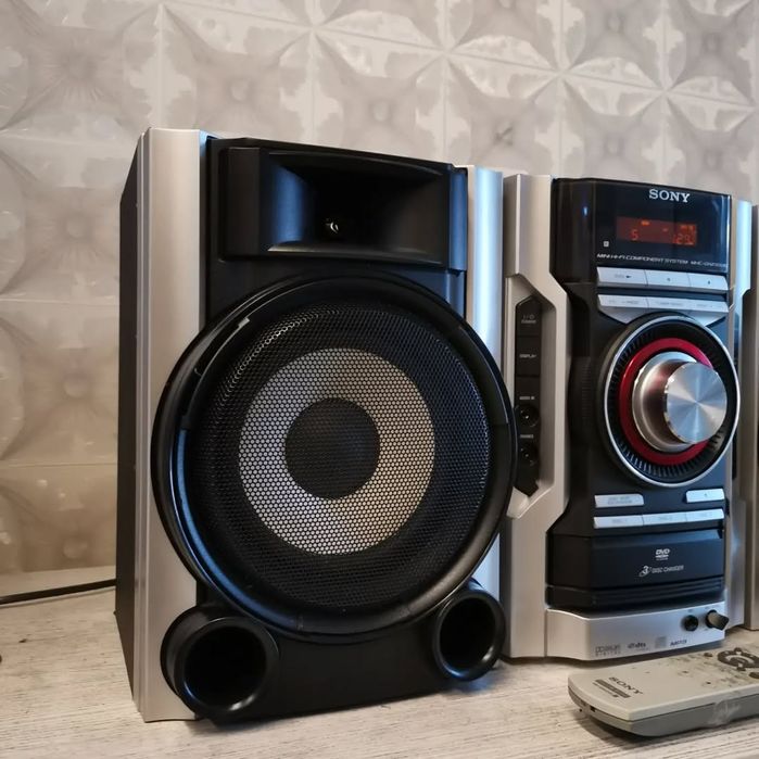 Музыкальный центр  SONY