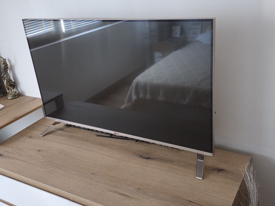 Телевизор LG 42LB679V - Smart, 3D