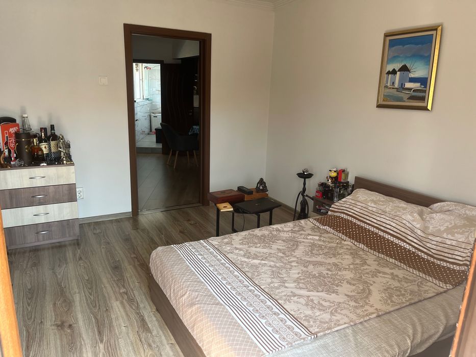 Продава се Четиристаен апартамент в Бургас, Център - 76 кв.м за 3685 €/кв.м - Снимка #2