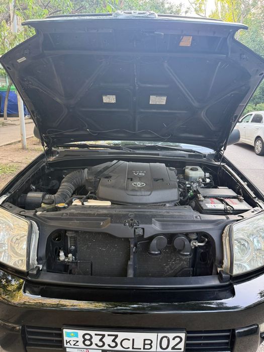 Toyota 4 RUNNER 2004 года