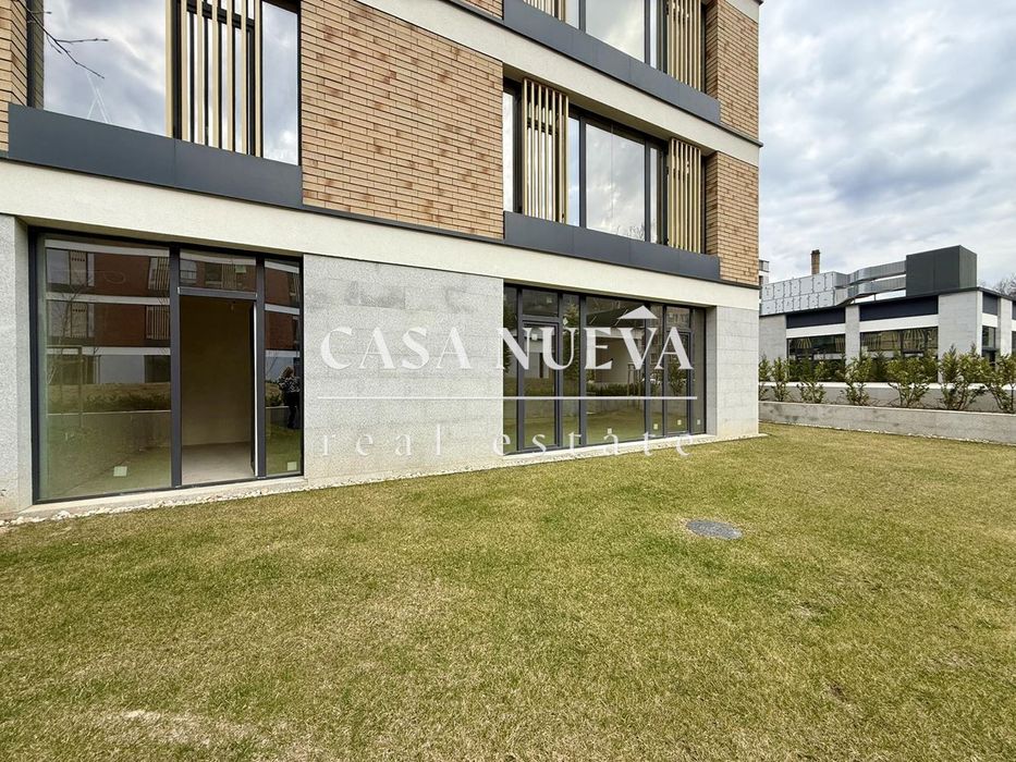 Тристаен апартамент в гр.София, кв.Бояна