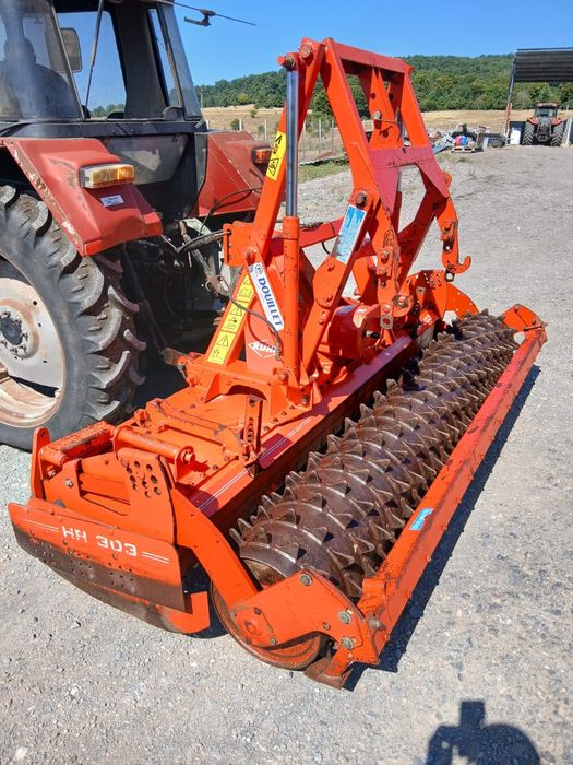 Freza rotativa de pământ kuhn HR 303 an 2001 de 3 metri m