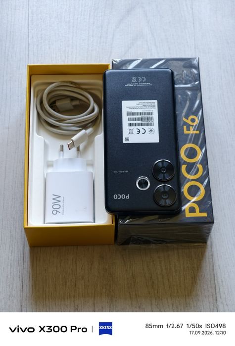 Poco F6 512 gb Ram 12 5G